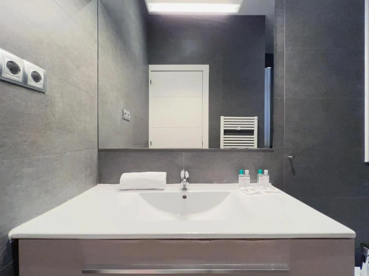 Stay U-Nique Apartments Fontanella Barcelona 0*,